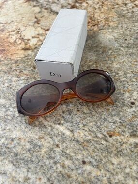 Authentic Christian Dior Designer Vintage Comic Strip Classic Sunglasses w/ Case